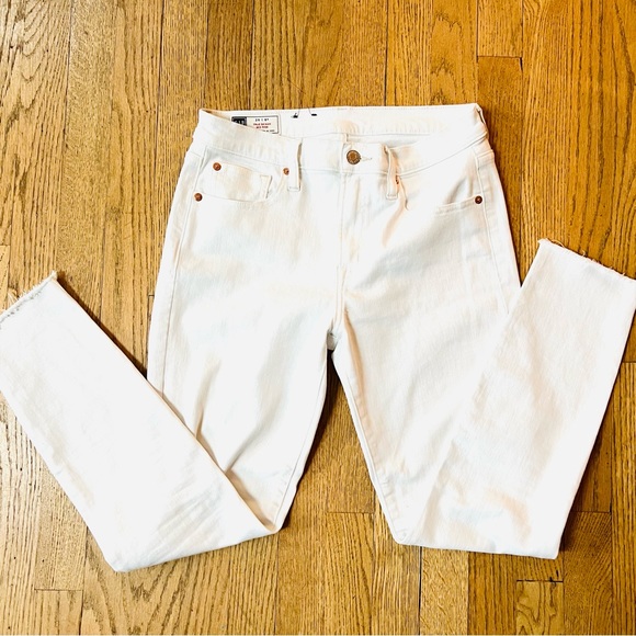 GAP Womens Skinny Jean - Picture 5 of 9